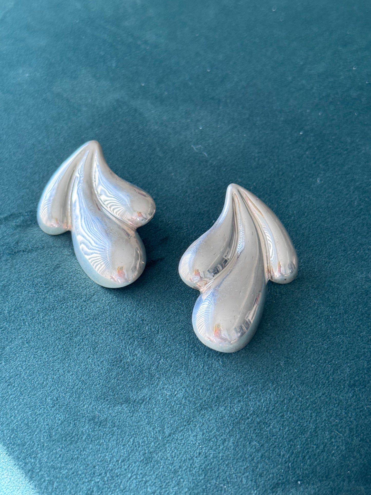 Vintage Bayanihan Mikal-Jon Sterling Silver Modernist Teardrop Earrings 14K Posts