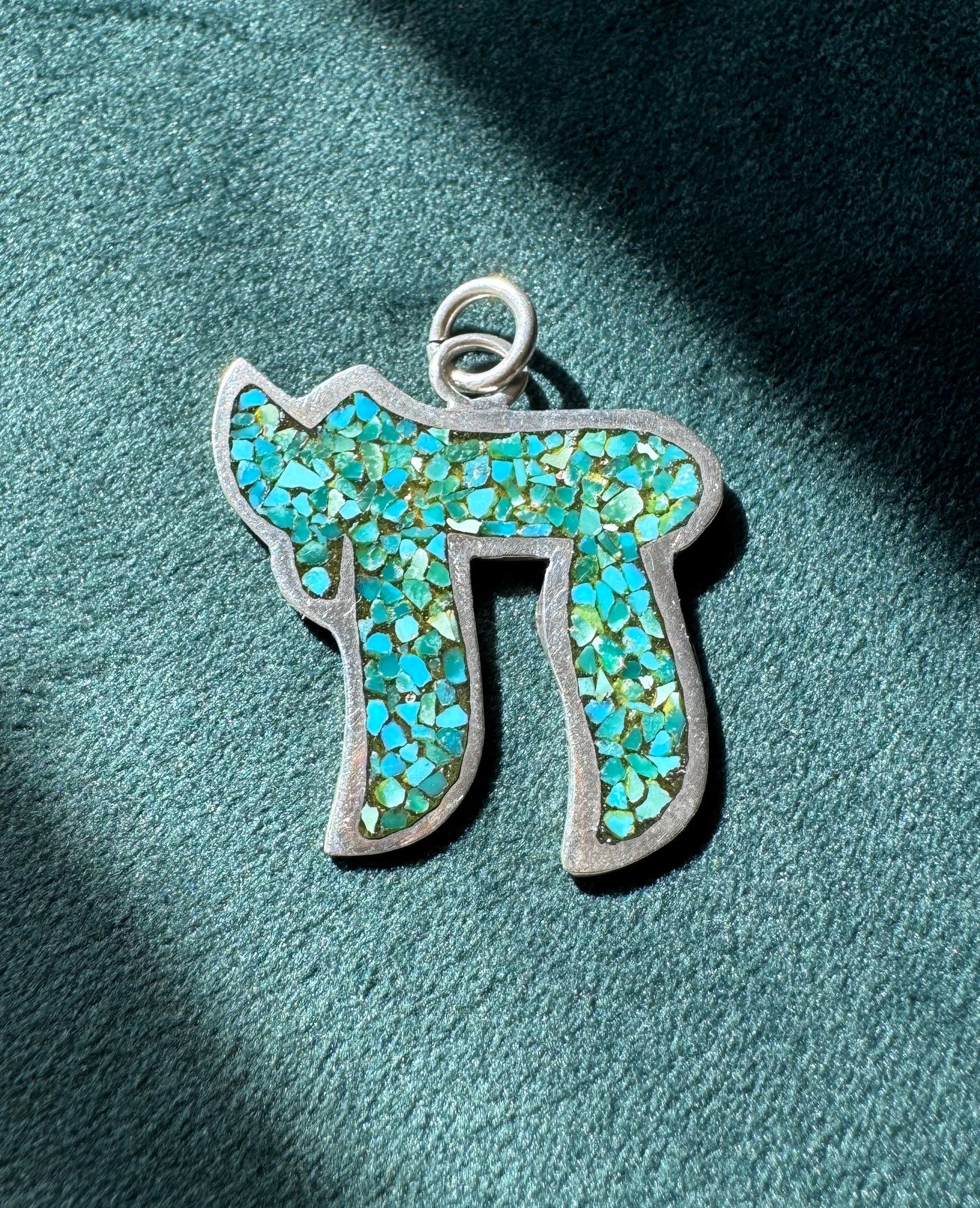 Estate vintage sterling silver Chai pendant with turquoise mosaic inlay, Hebrew life symbol, 1.5 inches, southwestern style Judaica jewelry