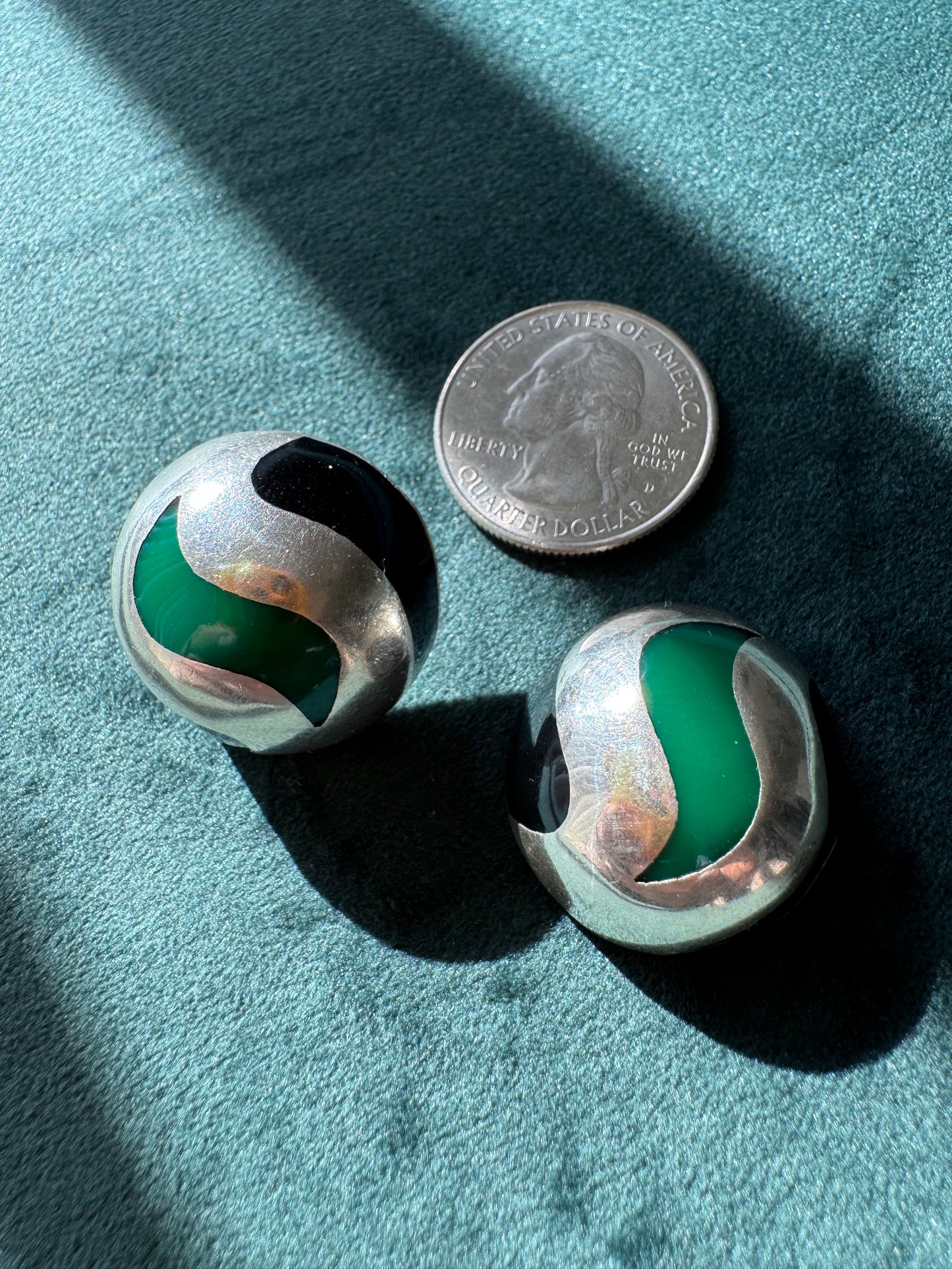 Vintage Taxco Mexico Sterling Silver Green Enamel Domed Ball Earrings Y2K Modernist GMH TC-14