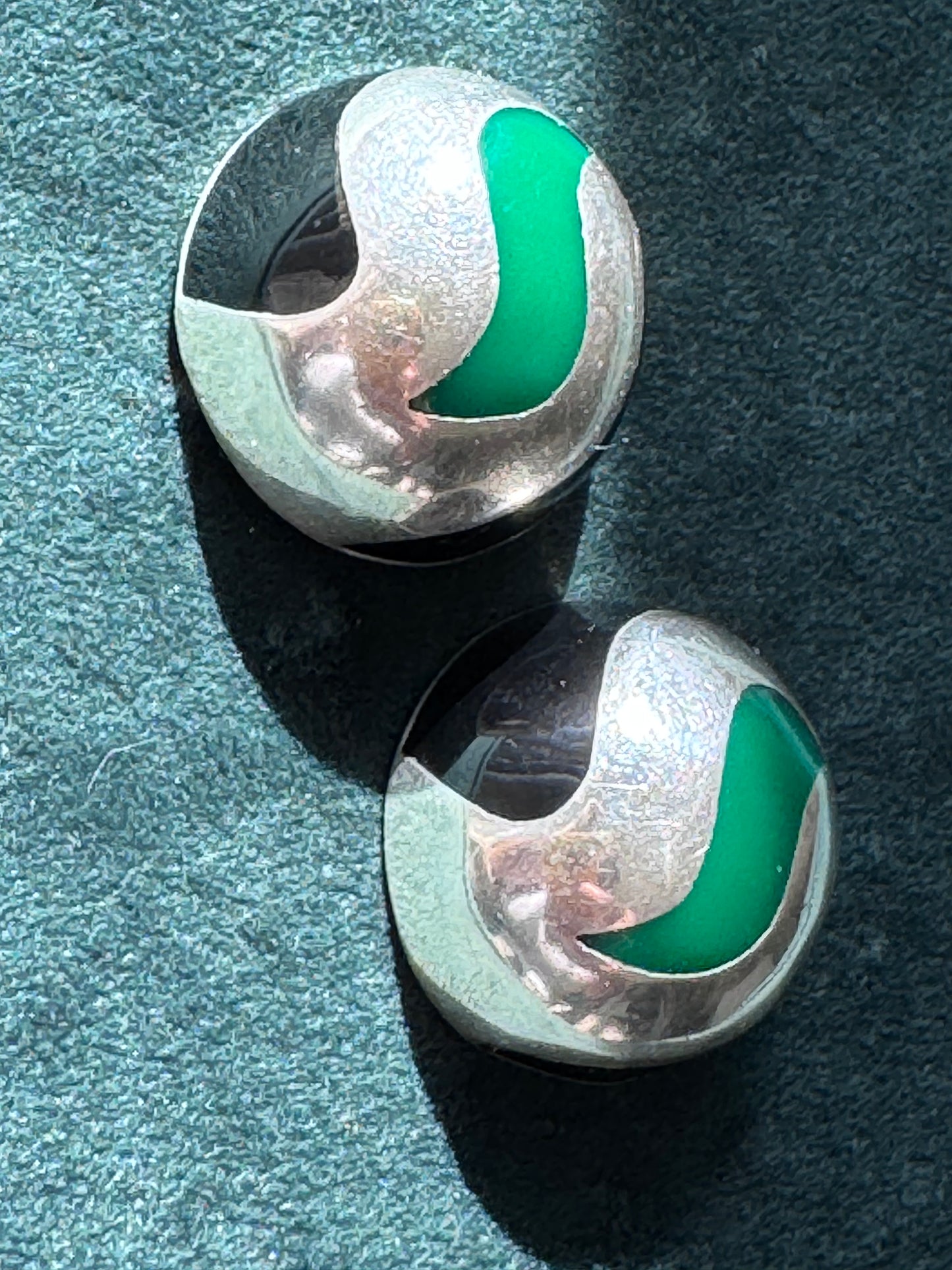 Vintage Taxco Mexico Sterling Silver Green Enamel Domed Ball Earrings Y2K Modernist GMH TC-14