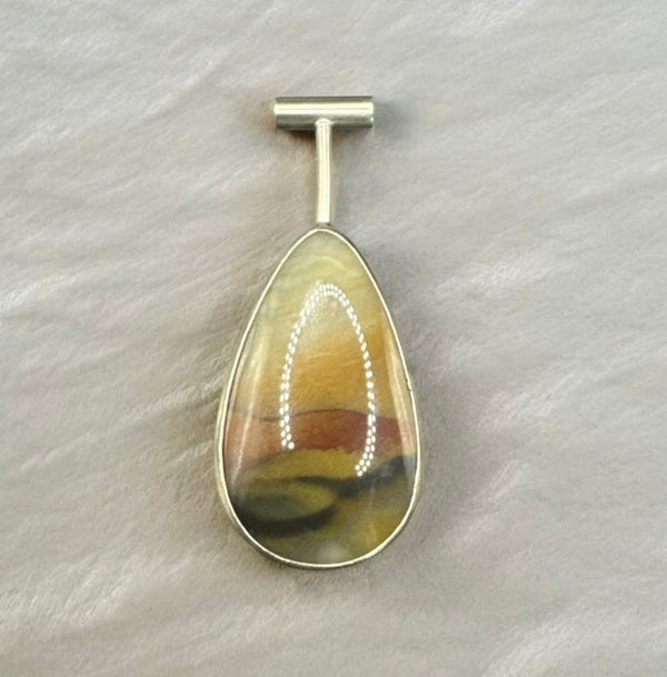 Estate vintage sterling silver picture jasper pendant with modernist bezel setting showing natural earth-tone banding, 17g weight