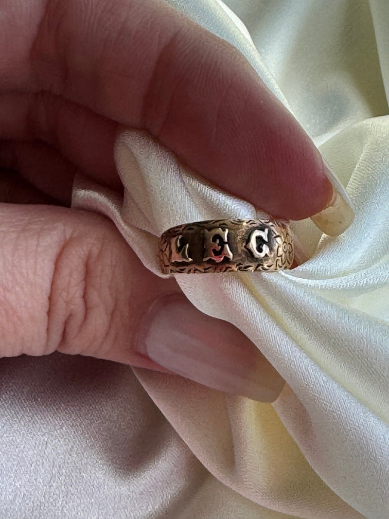 Estate Victorian 14k Ring that says “LEG”