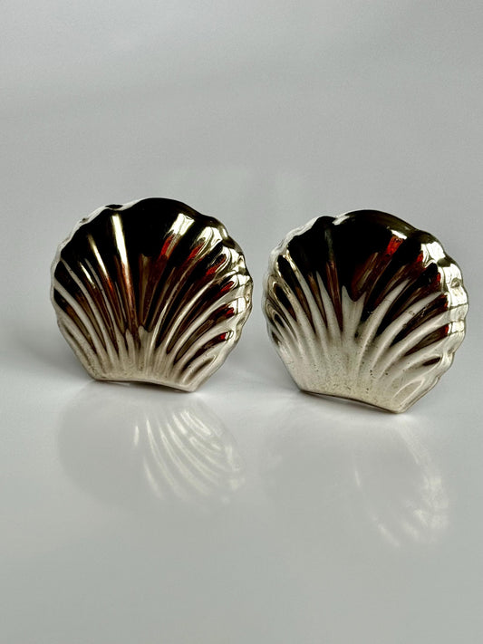 Large Vintage Seashell Earrings by Los Ballesteros Clip Style