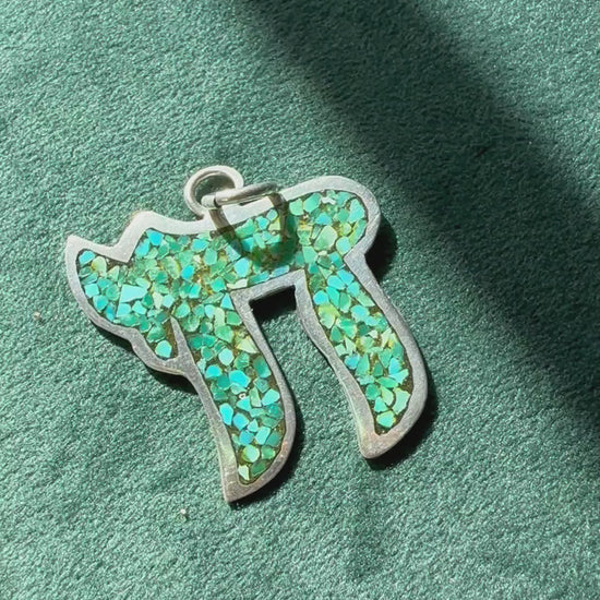 Estate vintage sterling silver Chai pendant with turquoise mosaic inlay, Hebrew life symbol, 1.5 inches, southwestern style Judaica jewelry